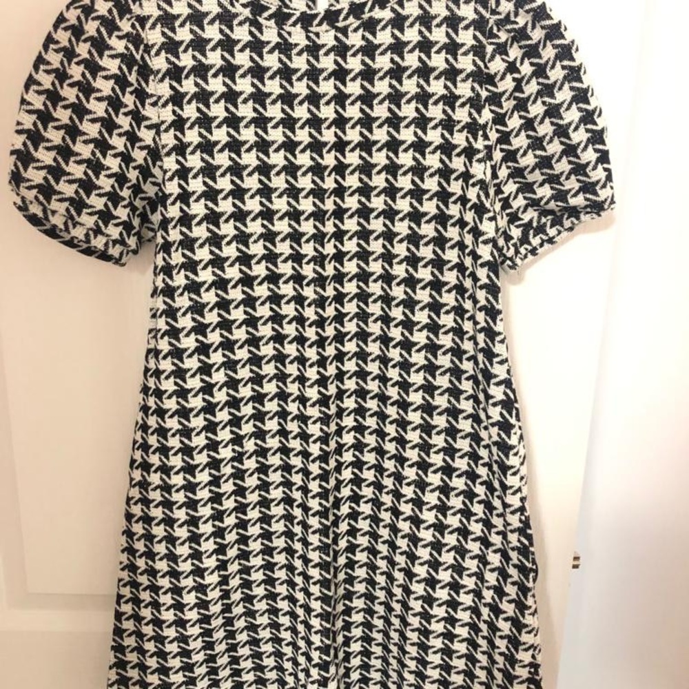 🔗Zara Patterned Dress ( Knee Length ) 🖤